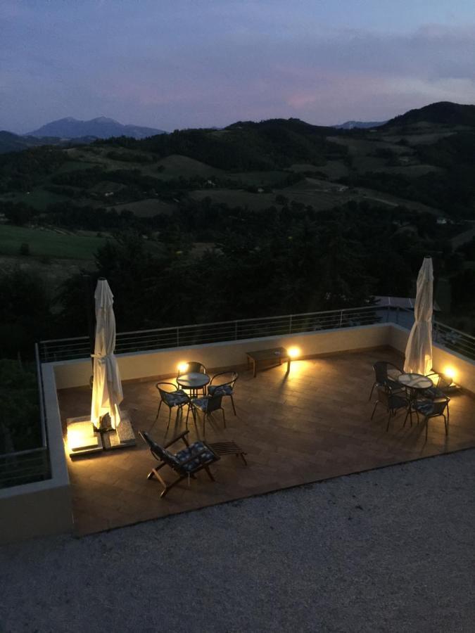 Green B&B Urbino Cá del vento Buitenkant foto